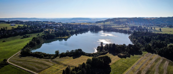 Der Ruschweiler See von oben fotografiert